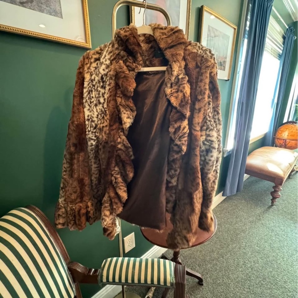 Elegant Faux Fur Leopard Print Jacket